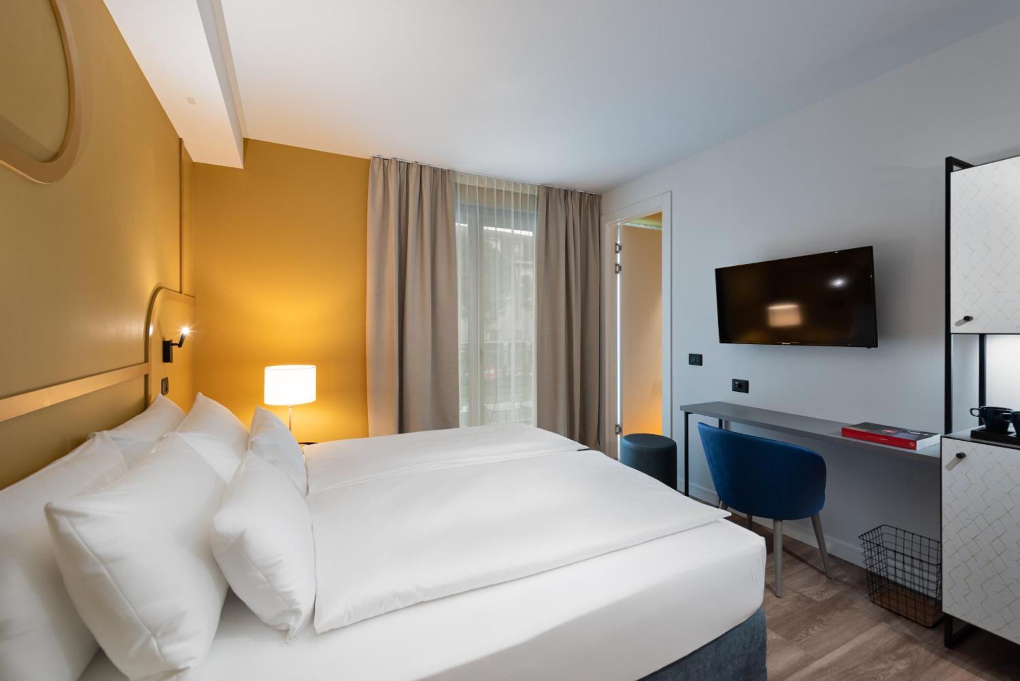 Ht Hotel Trieste Gradisca dʼIsonzo Esterno foto