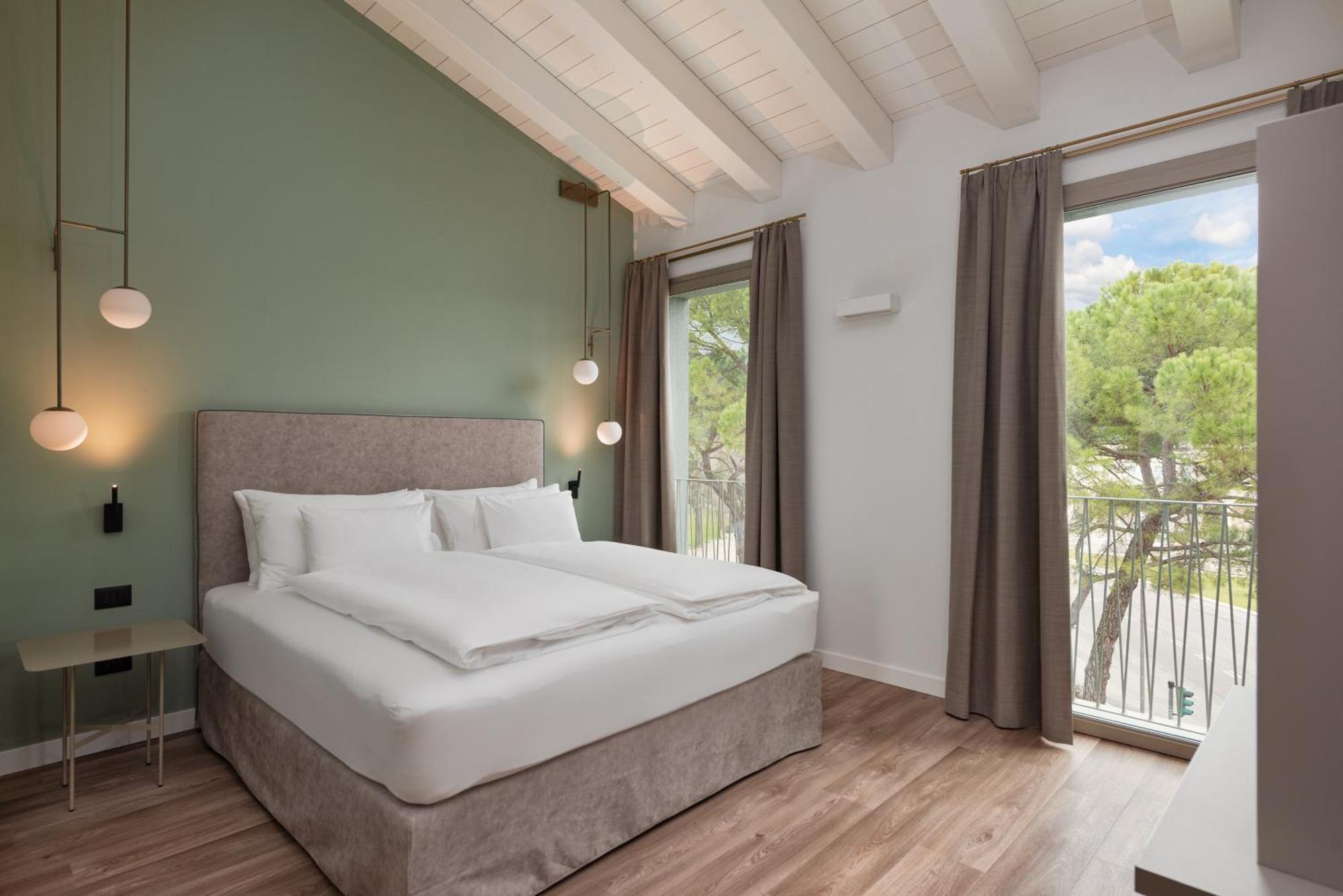 Ht Hotel Trieste Gradisca dʼIsonzo Esterno foto