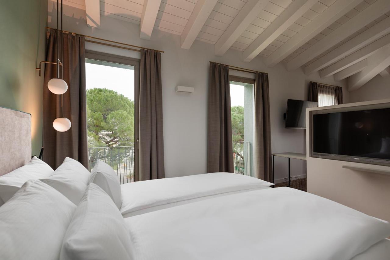 Ht Hotel Trieste Gradisca dʼIsonzo Esterno foto