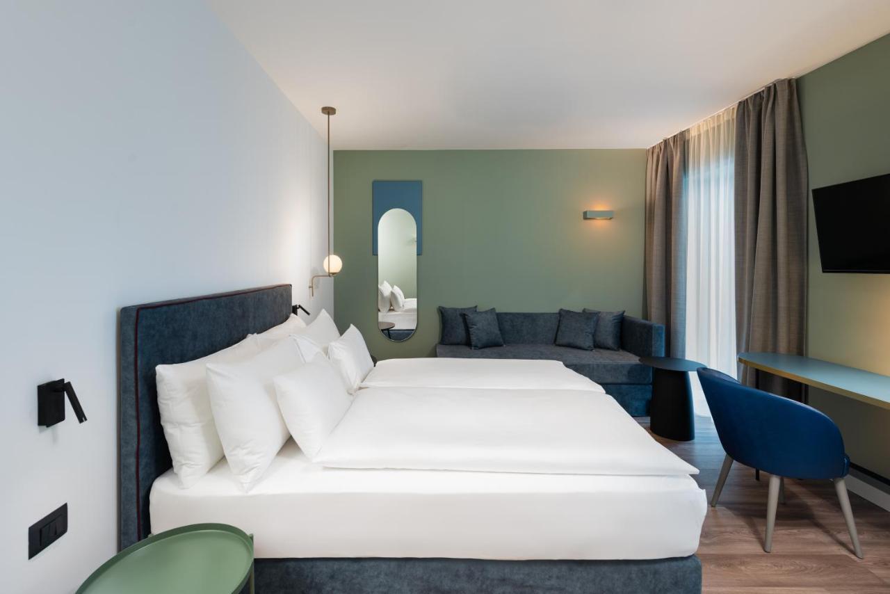 Ht Hotel Trieste Gradisca dʼIsonzo Esterno foto